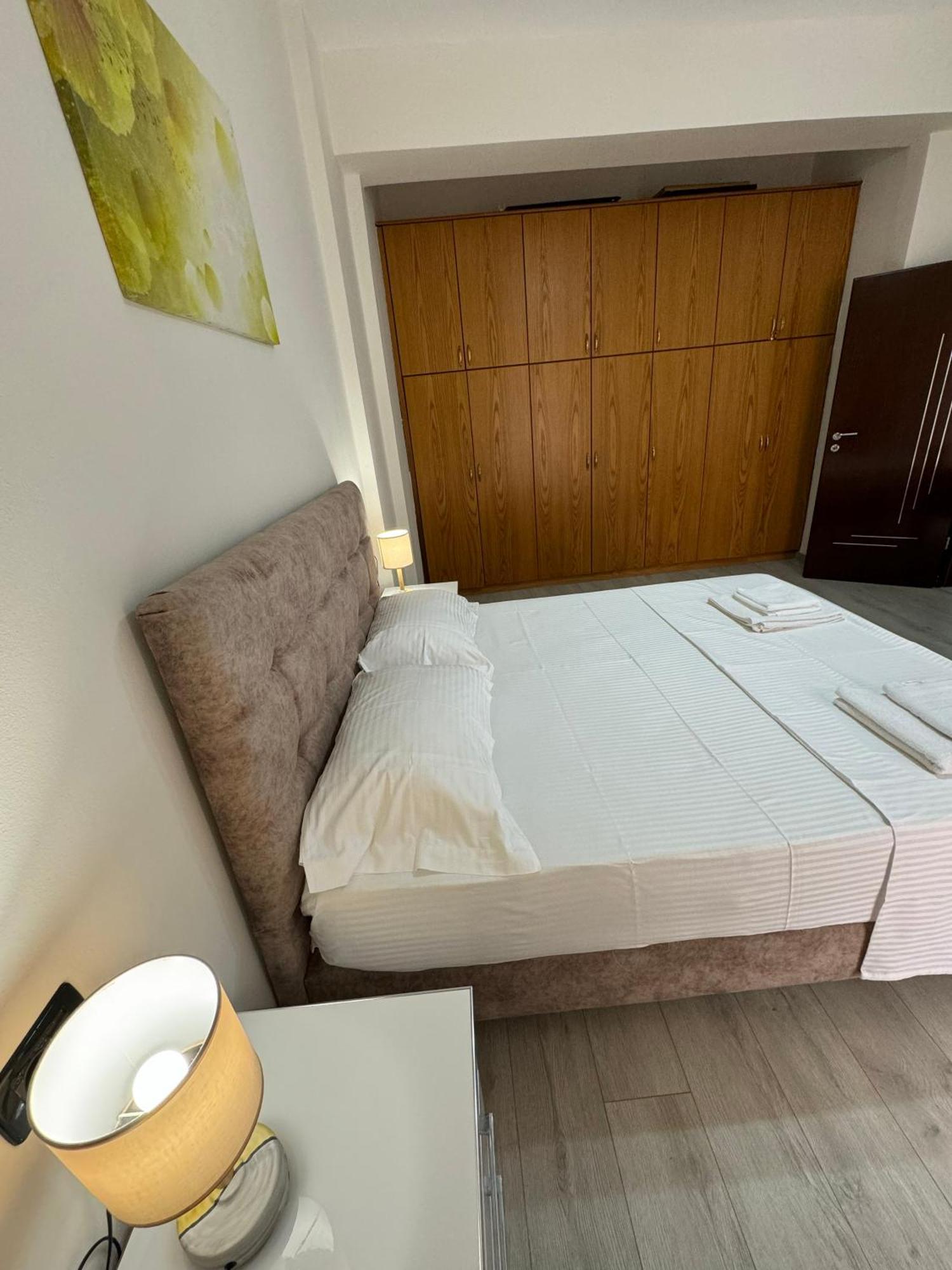 Dadaj Apartments Sarandë Exterior foto