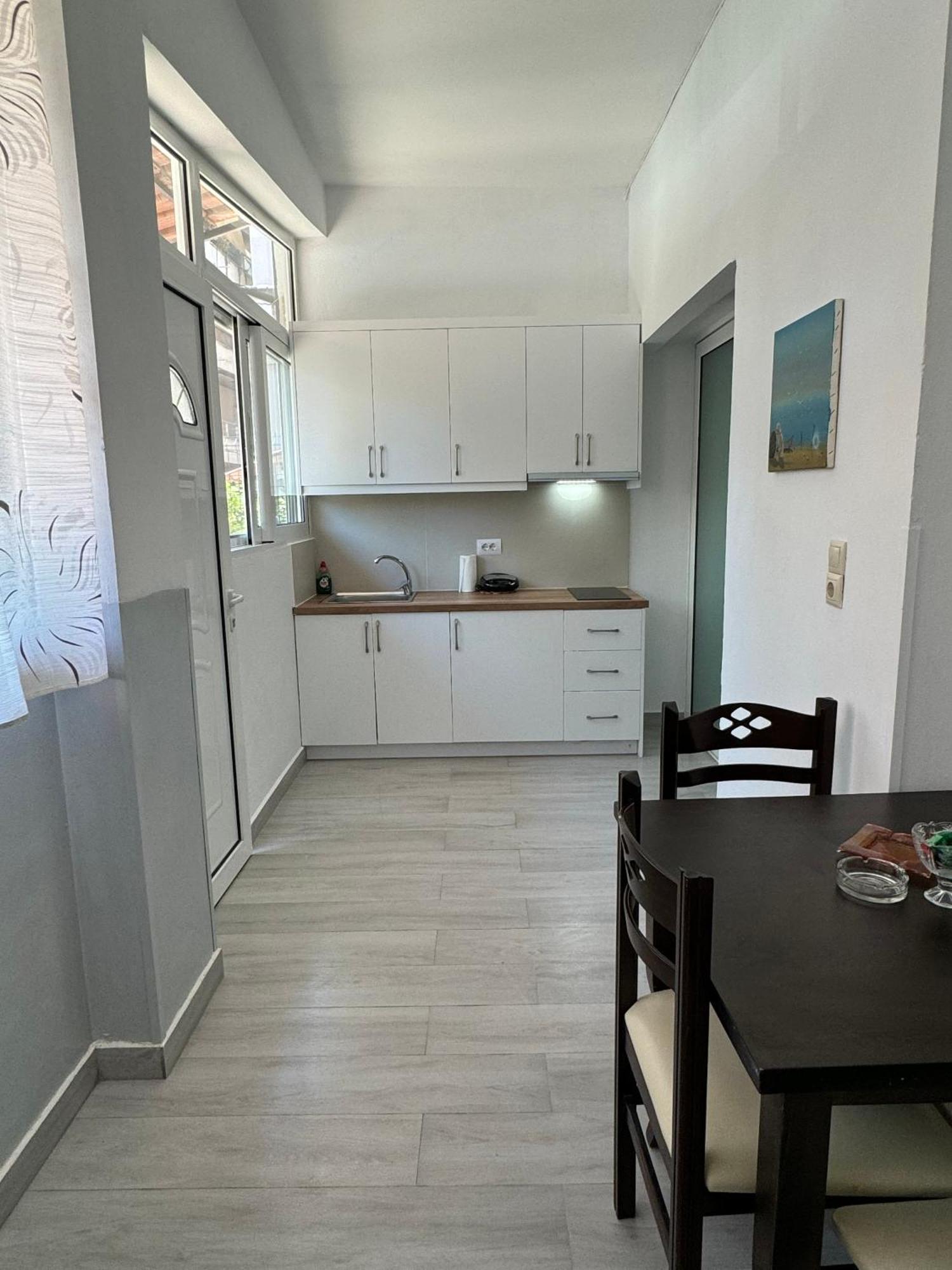 Dadaj Apartments Sarandë Exterior foto